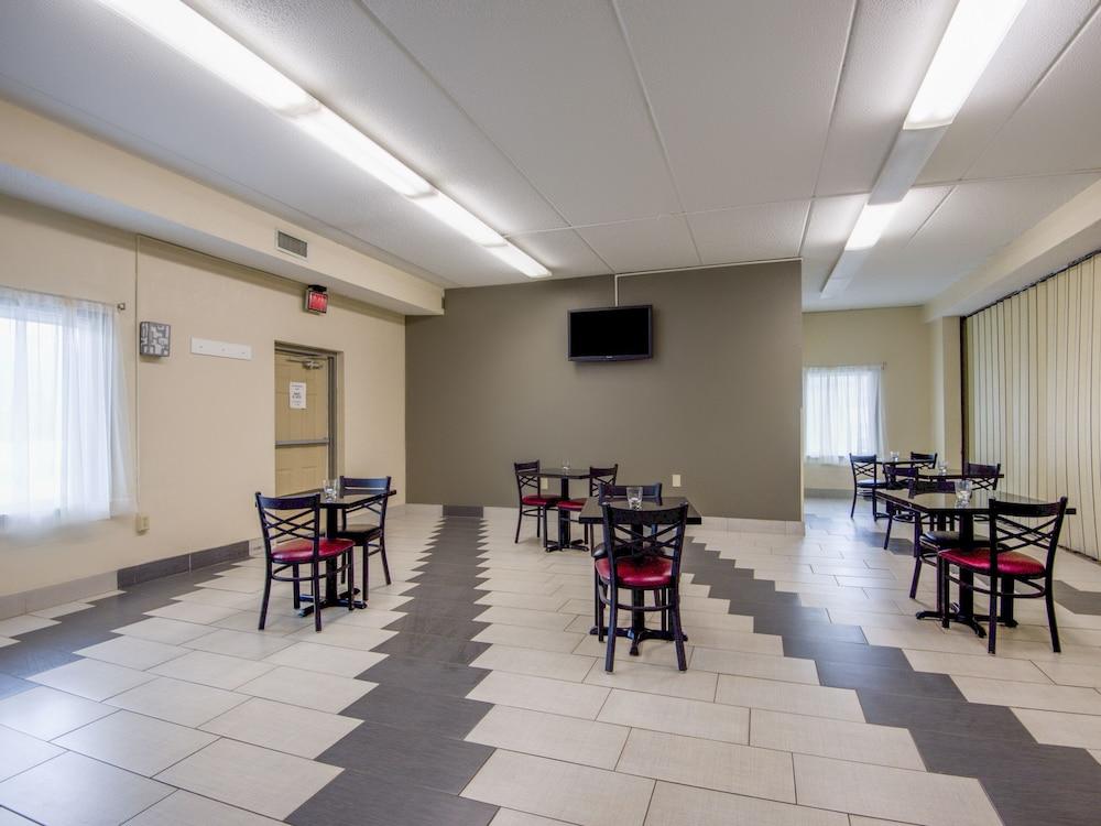 Econo Lodge Forest City Εξωτερικό φωτογραφία