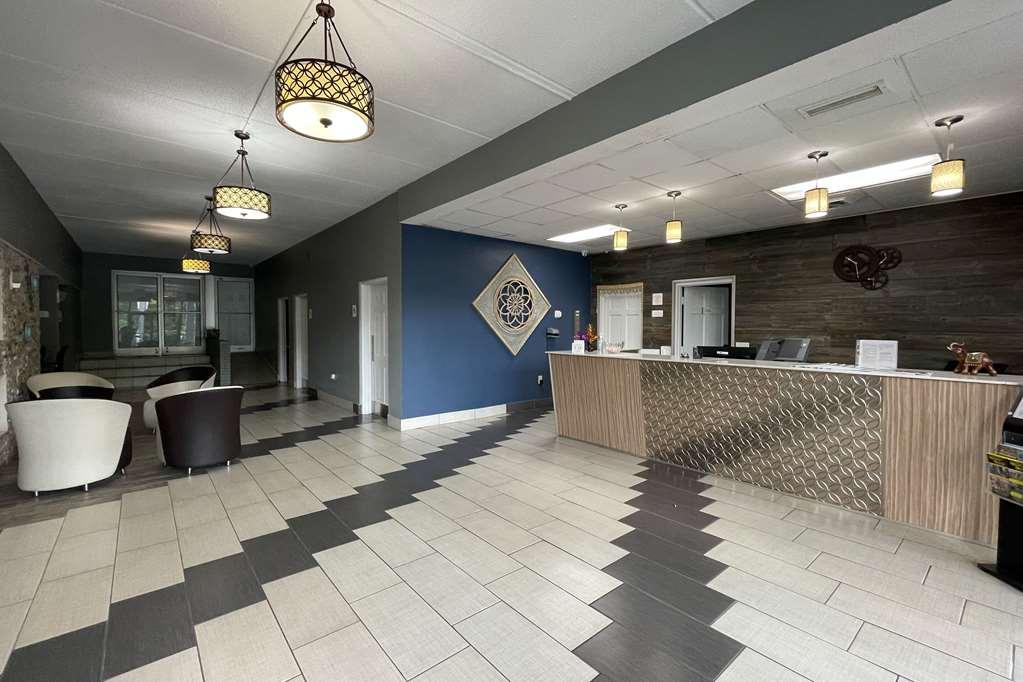 Econo Lodge Forest City Εσωτερικό φωτογραφία